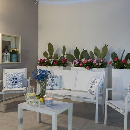 Palazzo Perla Bed & Breakfast Gallipoli Exterior photo