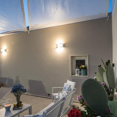Palazzo Perla Bed & Breakfast Gallipoli Exterior photo