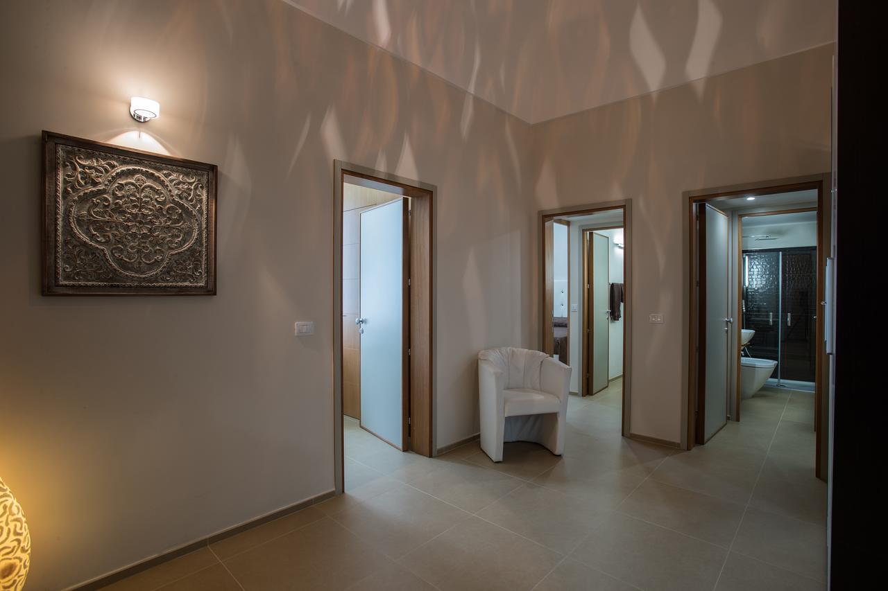 Palazzo Perla Bed & Breakfast Gallipoli Exterior photo