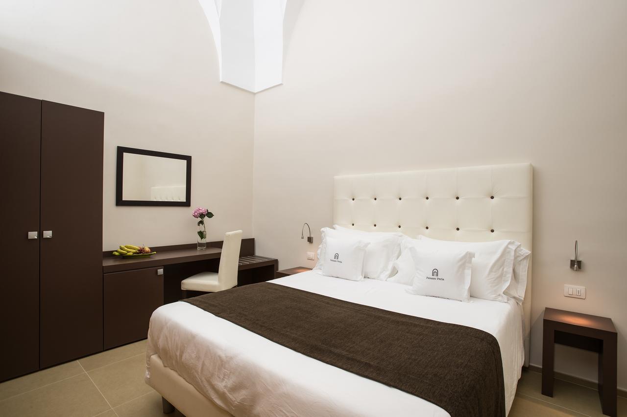 Palazzo Perla Bed & Breakfast Gallipoli Exterior photo